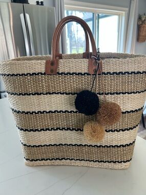 New Mar Y Sol Woven Tote with Pom Accents - Natural/Black/Brown